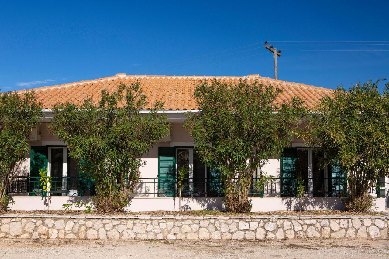 Spacious Studios Lefkada Mountain View Near Beach Dragano Buitenkant foto